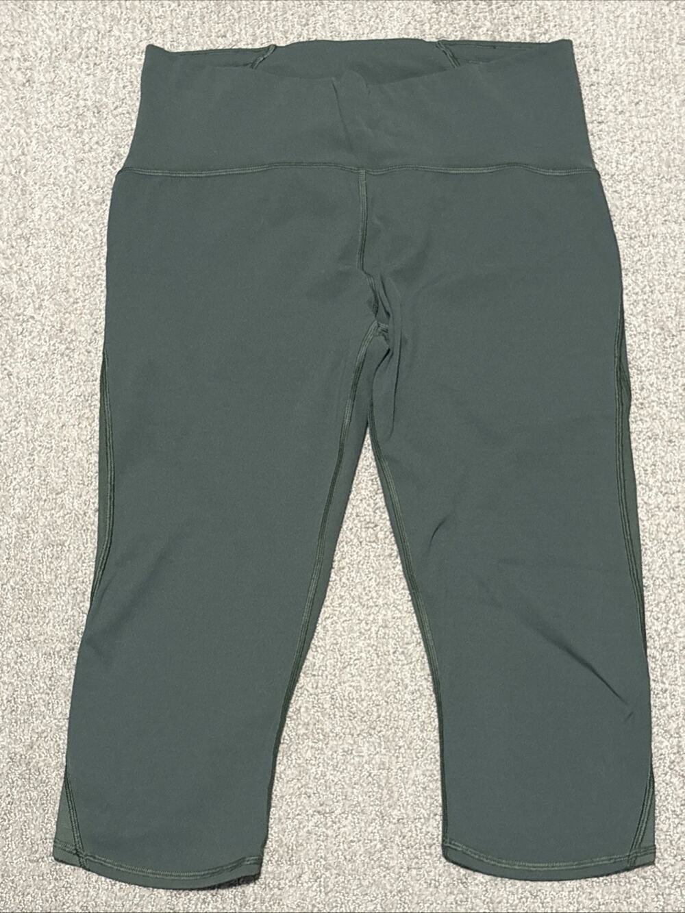 Lululemon Women’s Wunder Under High-Rise Crop 16" *Green - Size 10 Yoga Run